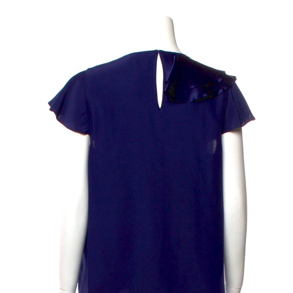 Parker Silk Crew Neck Blouse - Picture 2 of 3